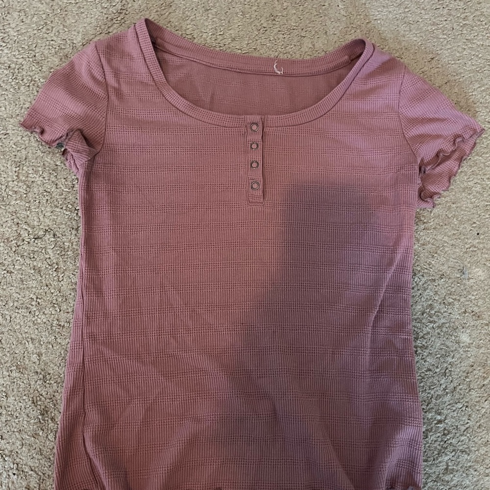 vintage looking y2k dusty pink ribbed lettuce trim shirt good contrition